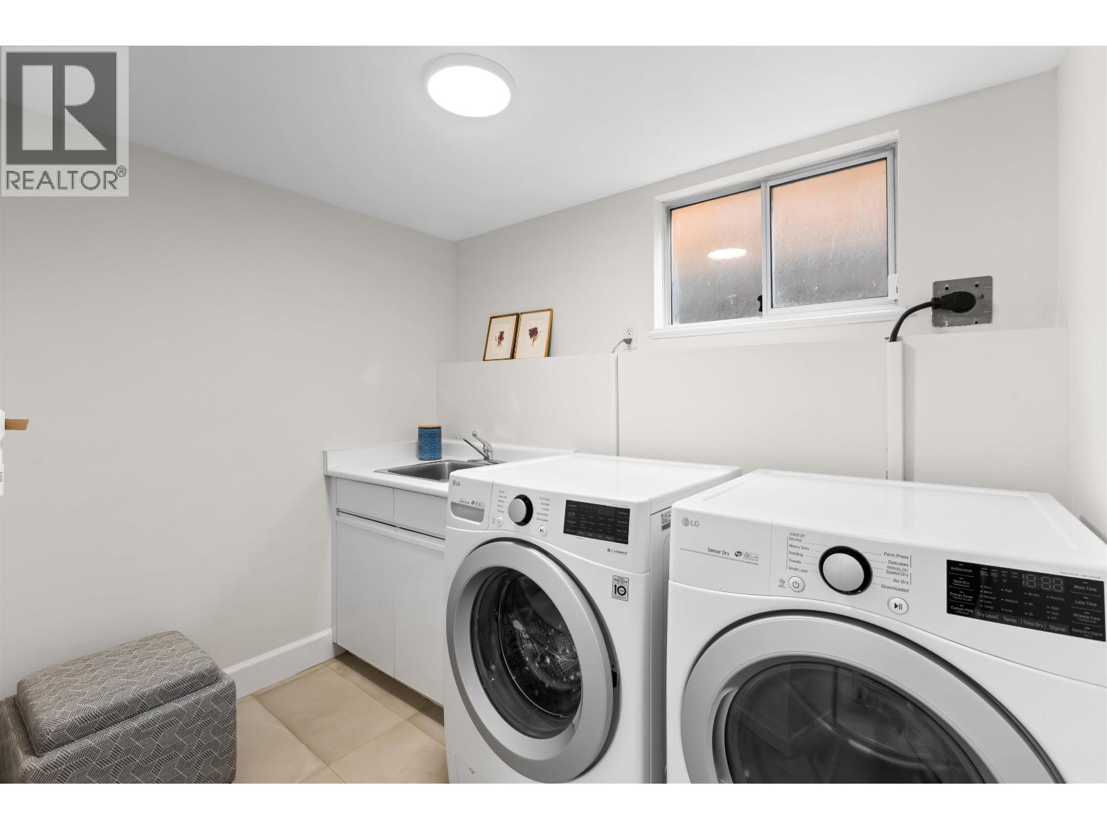 6364 Nelson Avenue, West Vancouver, British Columbia  V7W 2A4 - Photo 27 - R3107687