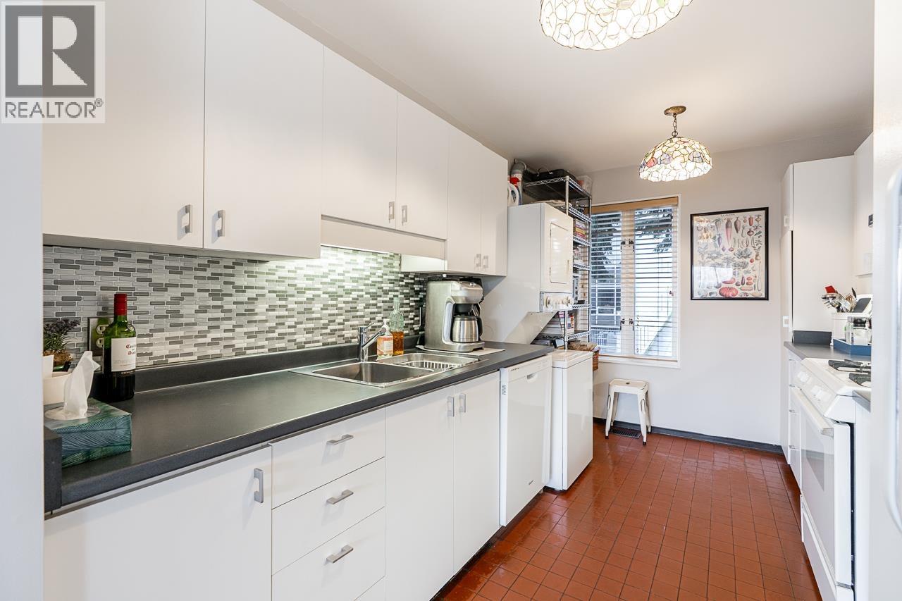 967 W 8th Avenue, Vancouver, British Columbia  V5Z 1E4 - Photo 7 - R3107716