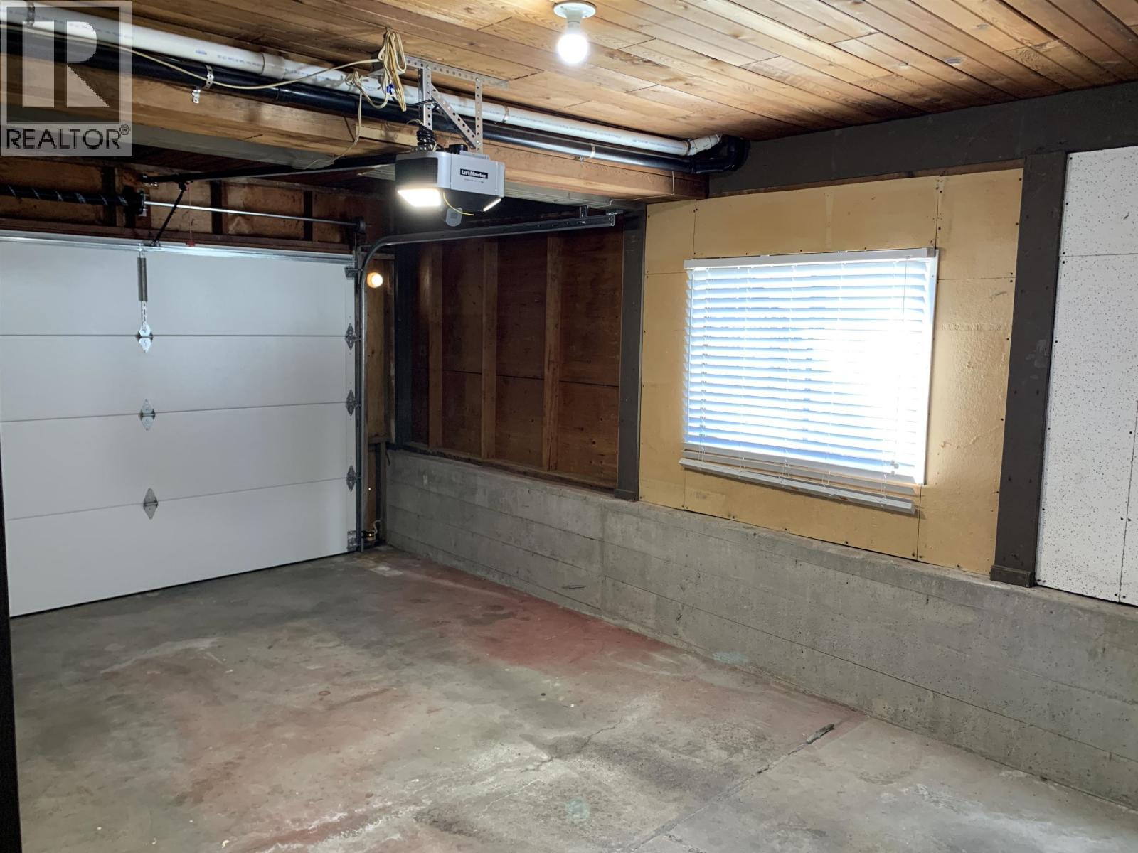 1204 Nestor Street, Coquitlam, British Columbia  V3E 1H6 - Photo 35 - R3107725