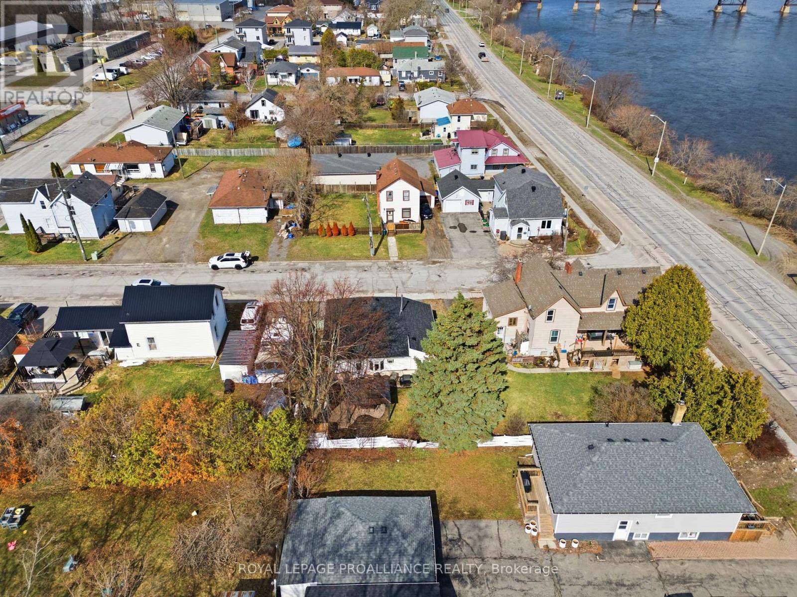 23 Guelph Street, Quinte West, Ontario  K8V 4G2 - Photo 26 - X12967572