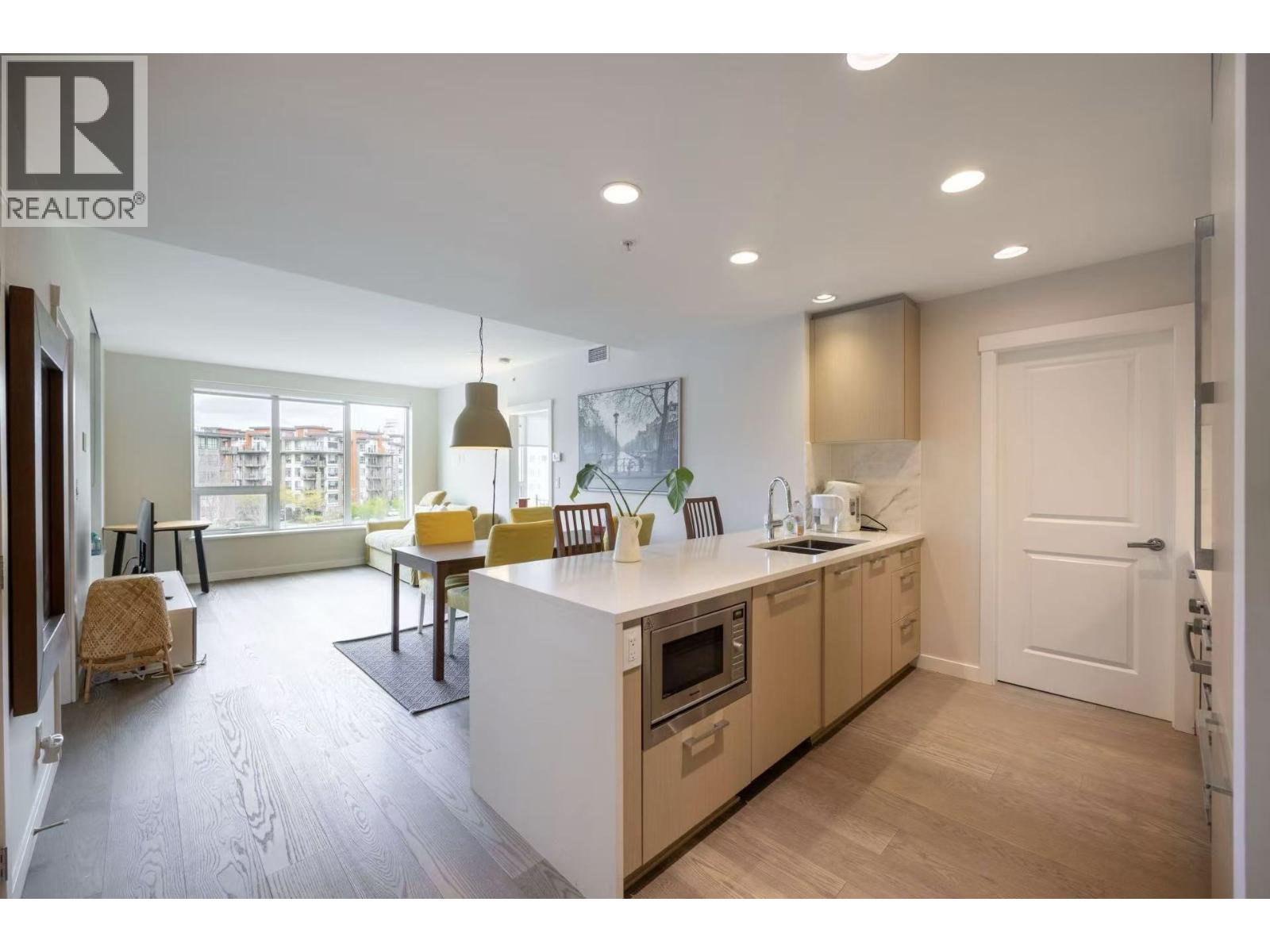 604 3533 Ross Drive, Vancouver, British Columbia  V6S 0L3 - Photo 3 - R3107732