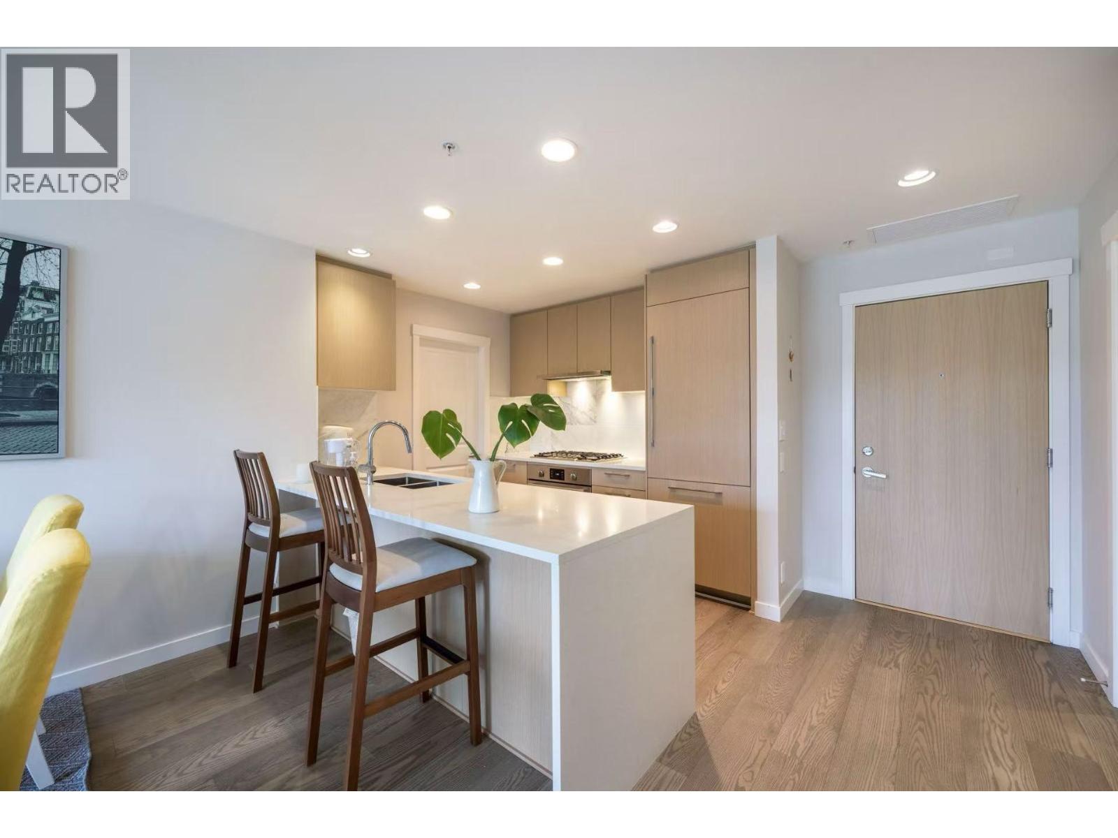 604 3533 Ross Drive, Vancouver, British Columbia  V6S 0L3 - Photo 5 - R3107732