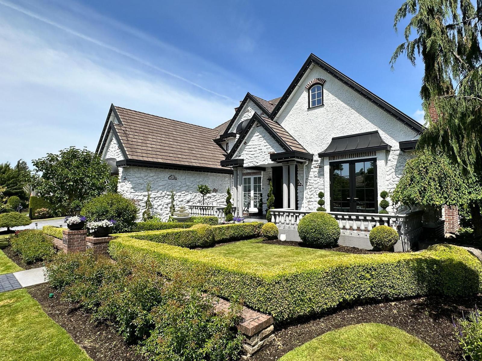 16251 36a Avenue, Surrey, British Columbia  V3Z 0X5 - Photo 2 - R3107765