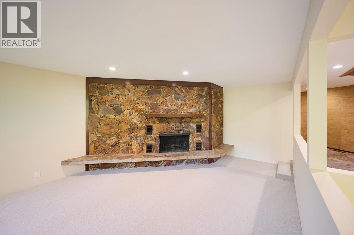 23755 128 Crescent, Maple Ridge, British Columbia  V4R 1P5 - Photo 15 - R3107445