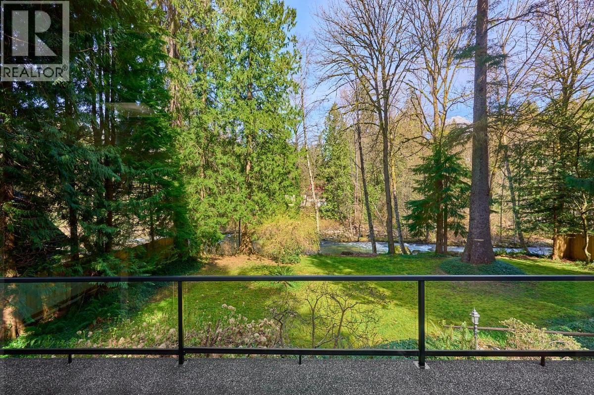 23755 128 Crescent, Maple Ridge, British Columbia  V4R 1P5 - Photo 6 - R3107445