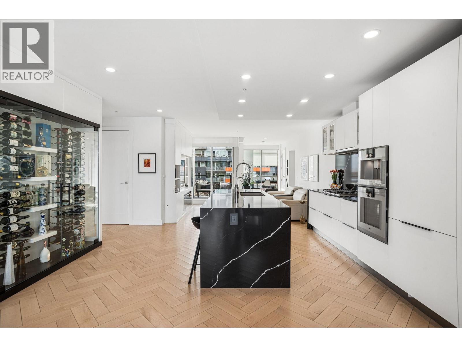 501 138 Athletes Way, Vancouver, British Columbia  V5Y 0B5 - Photo 6 - R3107505