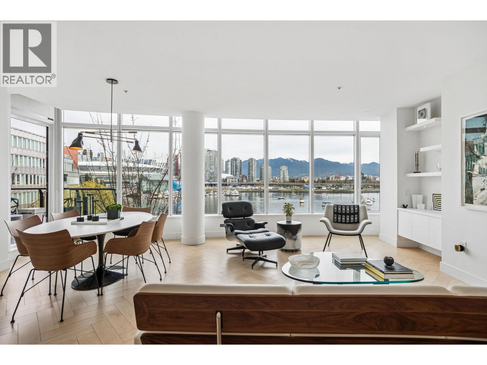 501 138 ATHLETES WAY, Vancouver, British Columbia