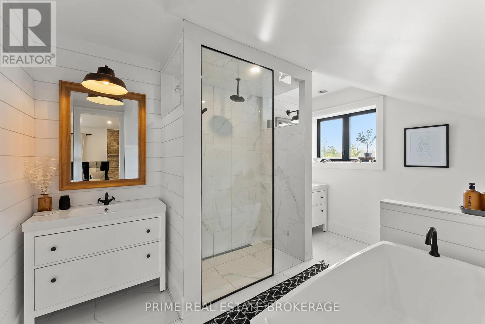 10096 Charlton Drive, Middlesex Centre, Ontario  N0M 1P0 - Photo 30 - X12967498