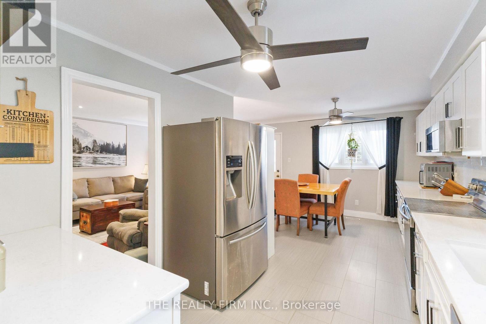 72 Metcalfe Crescent, London South, Ontario  N6E 1H9 - Photo 8 - X12967546