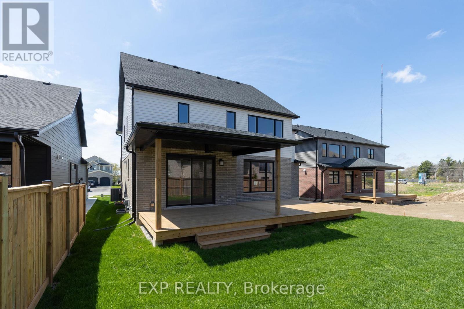 2048 Wickerson Road, London South, Ontario  N6K 5C4 - Photo 36 - X12967556