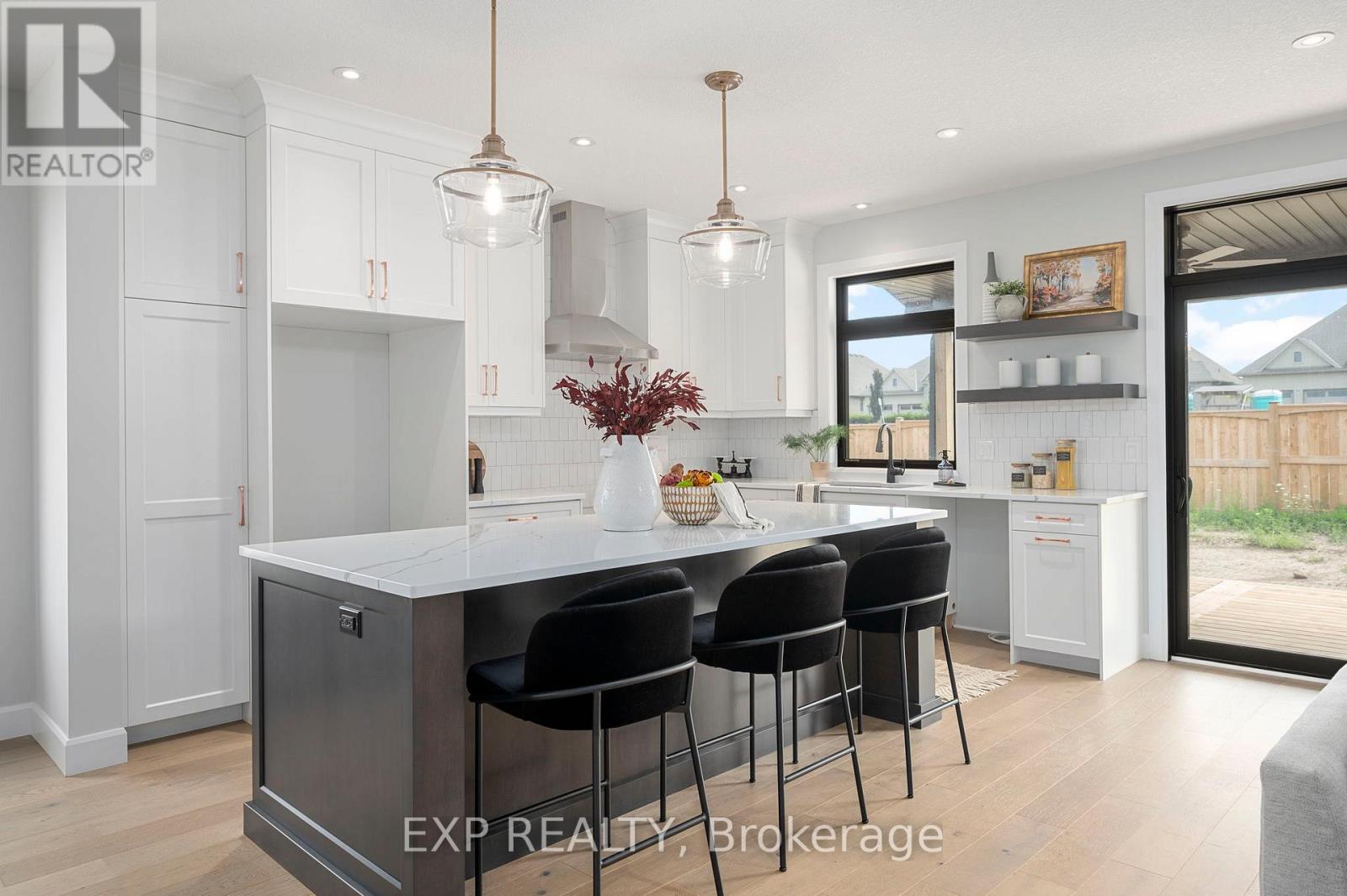 2052 Wickerson Road, London South, Ontario  N6K 4R6 - Photo 12 - X12967558