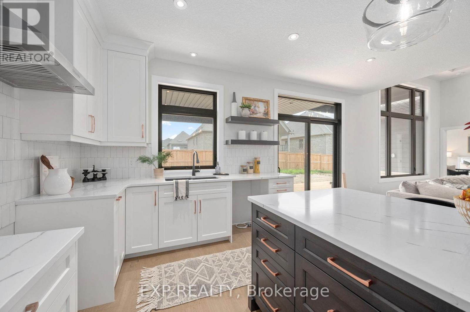 2052 Wickerson Road, London South, Ontario  N6K 4R6 - Photo 14 - X12967558