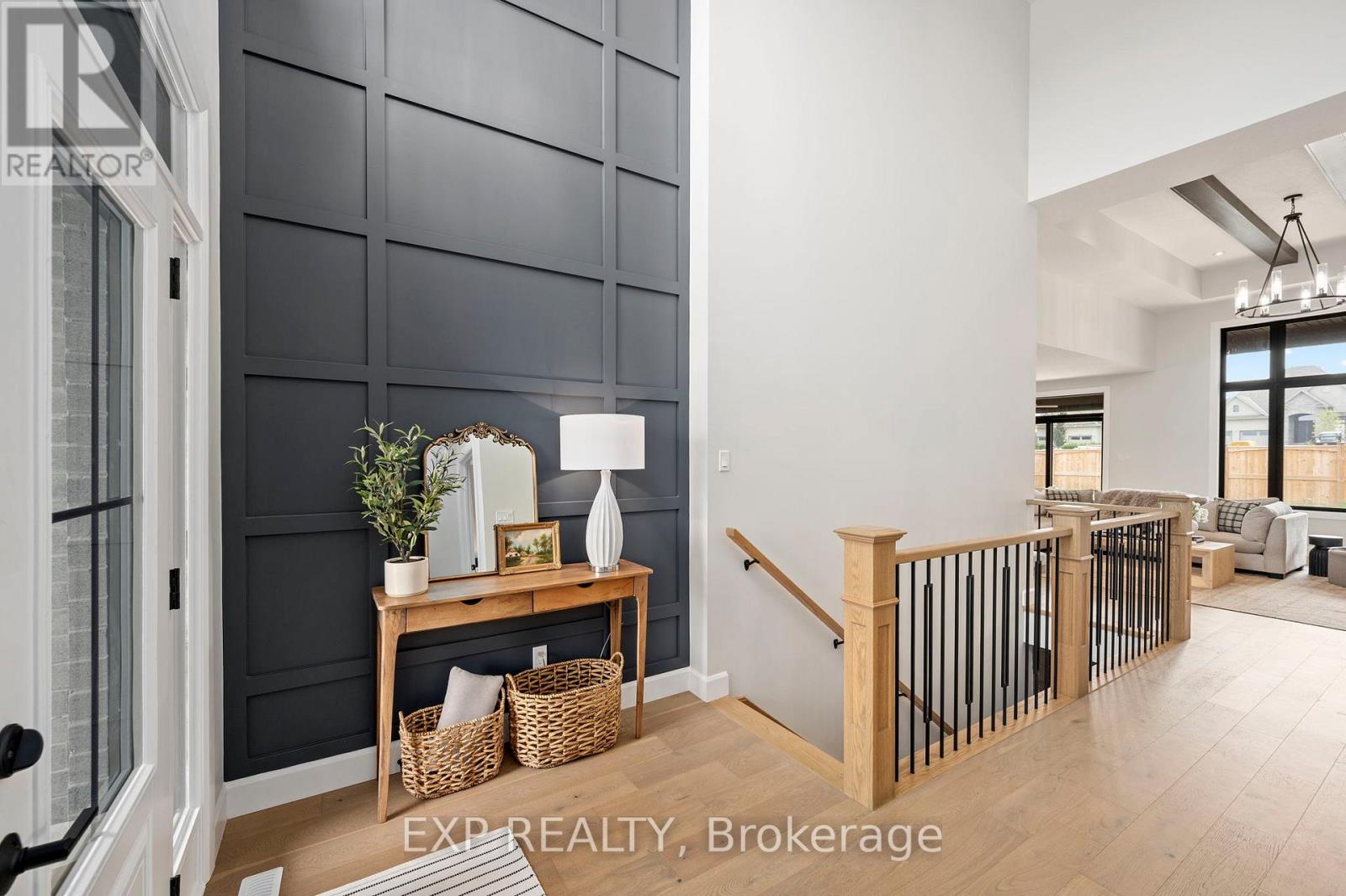 2052 Wickerson Road, London South, Ontario  N6K 4R6 - Photo 16 - X12967558