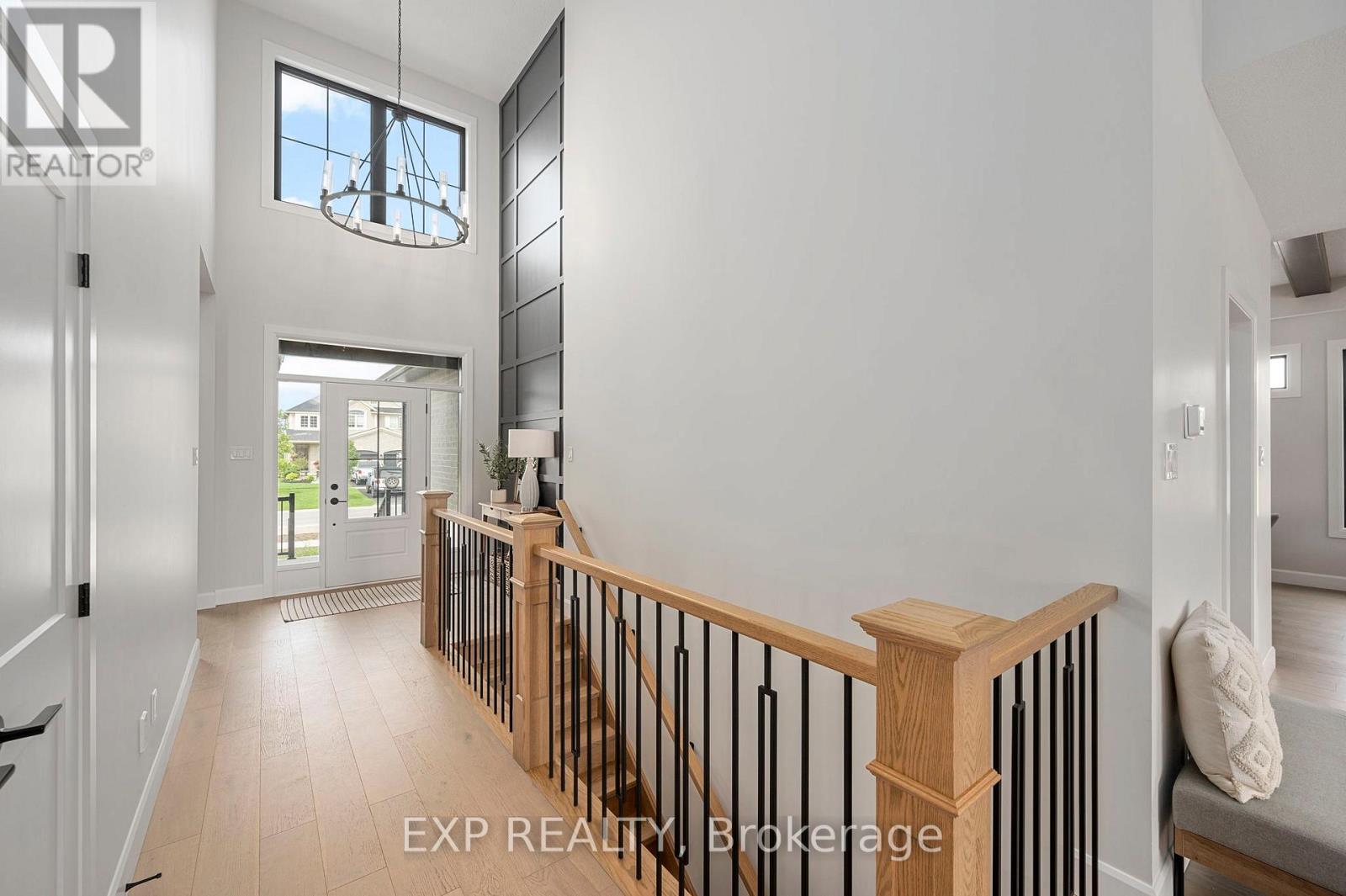 2052 Wickerson Road, London South, Ontario  N6K 4R6 - Photo 17 - X12967558