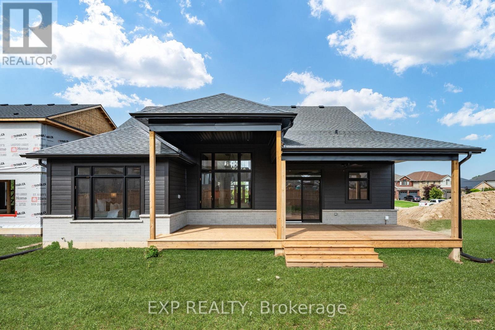 2052 Wickerson Road, London South, Ontario  N6K 4R6 - Photo 32 - X12967558