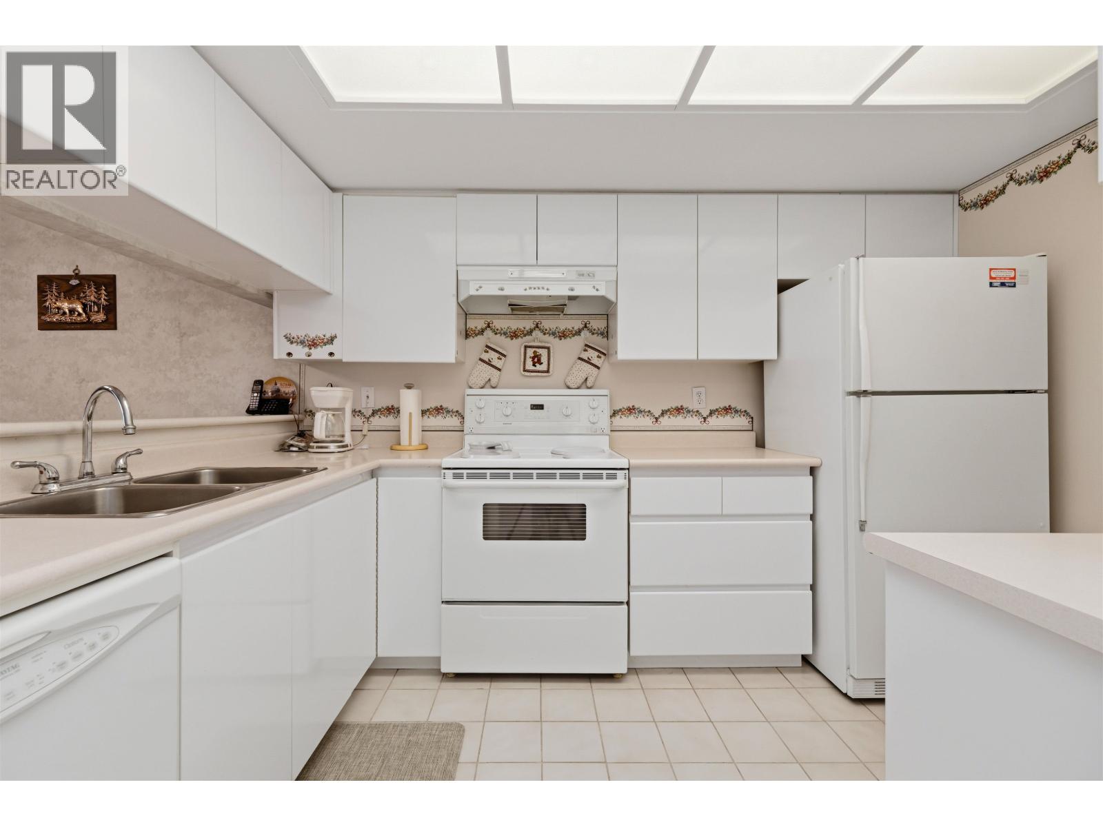 704 1190 Pipeline Road, Coquitlam, British Columbia  V3B 7T9 - Photo 9 - R3107303