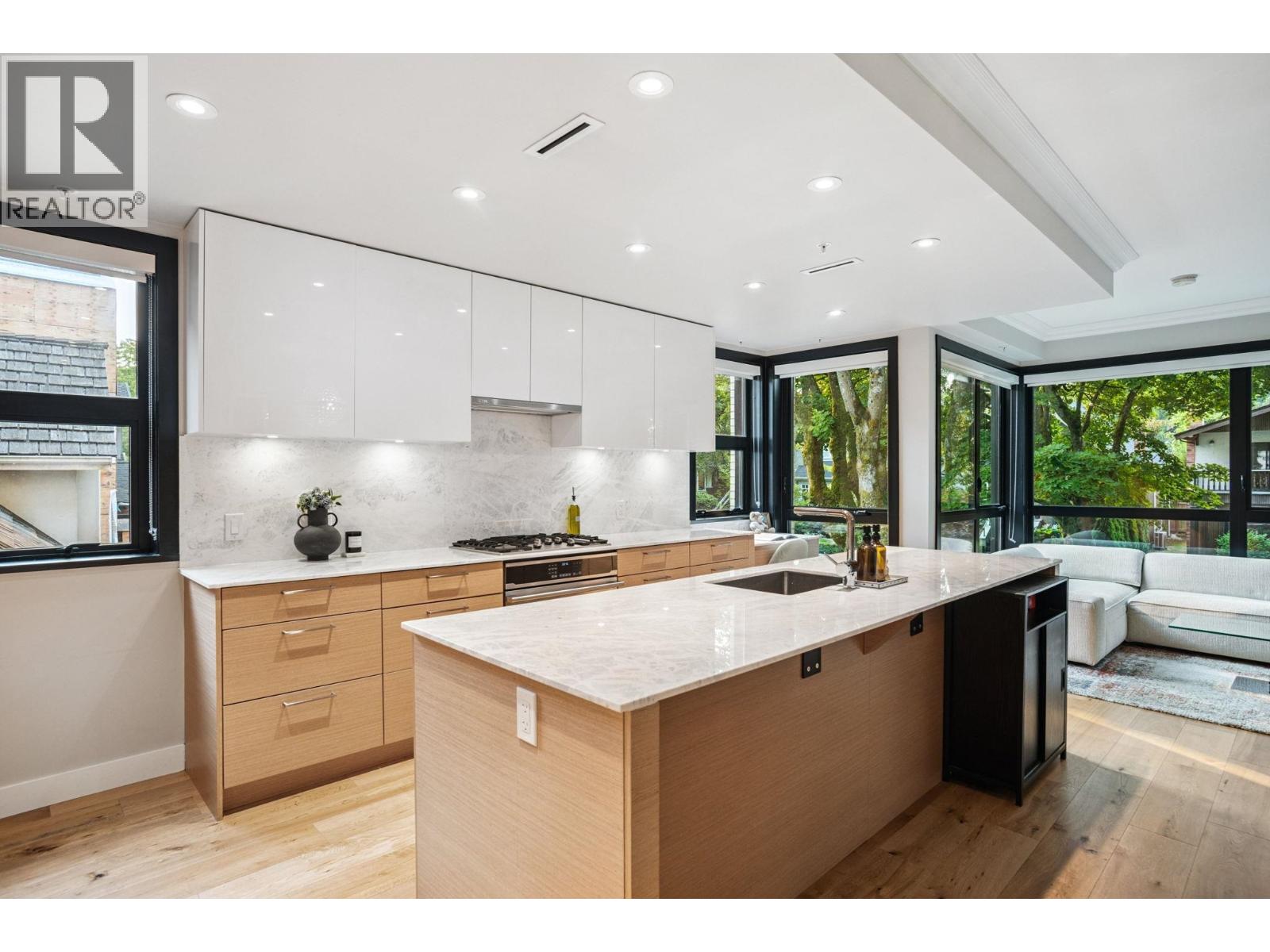 201 3669 West 11th Avenue, Vancouver, British Columbia  V6R 2K4 - Photo 15 - R3107133