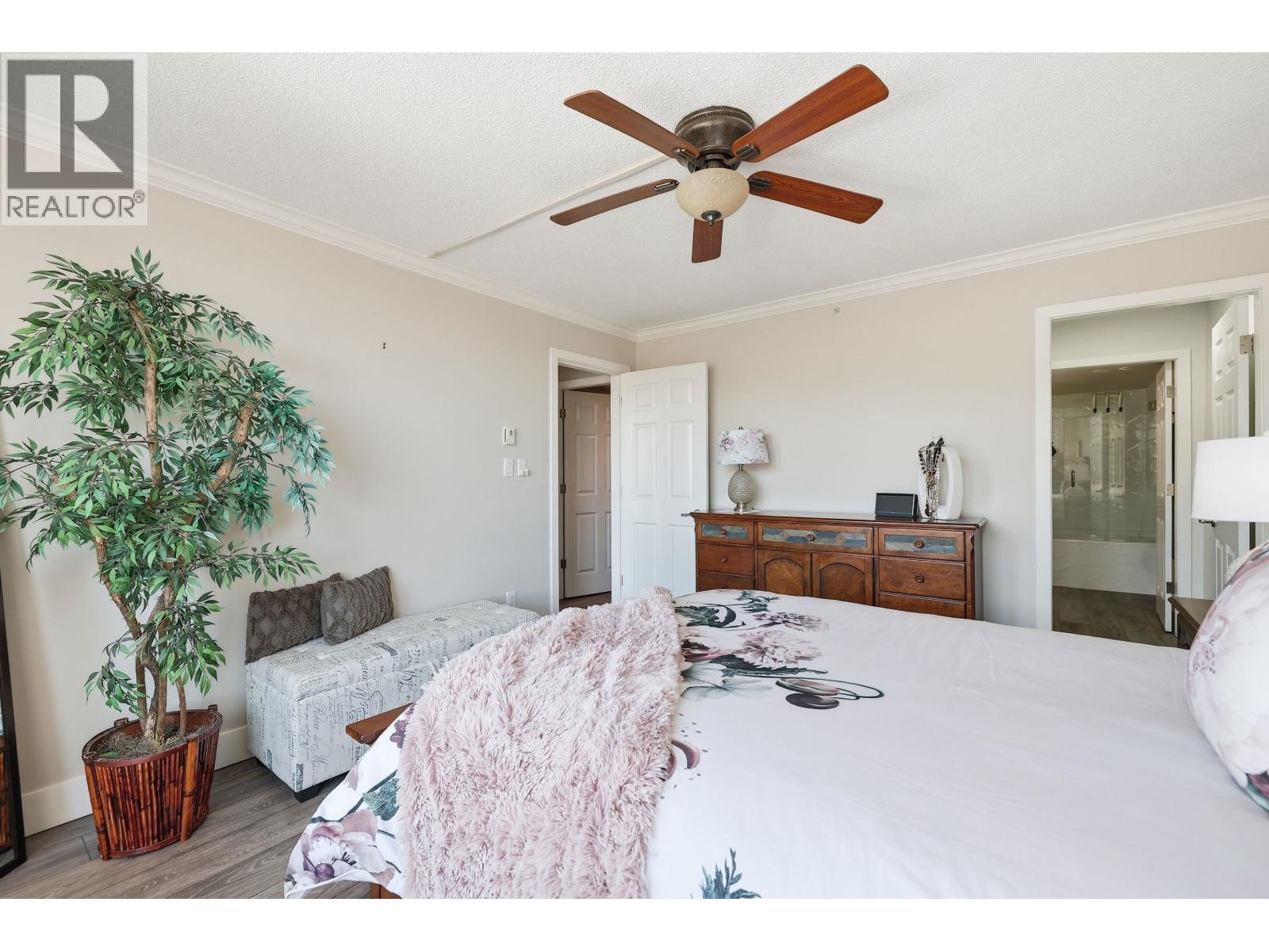 1702 1199 Eastwood Street, Coquitlam, British Columbia V3B 7W7 - Photo 20 - R3107194