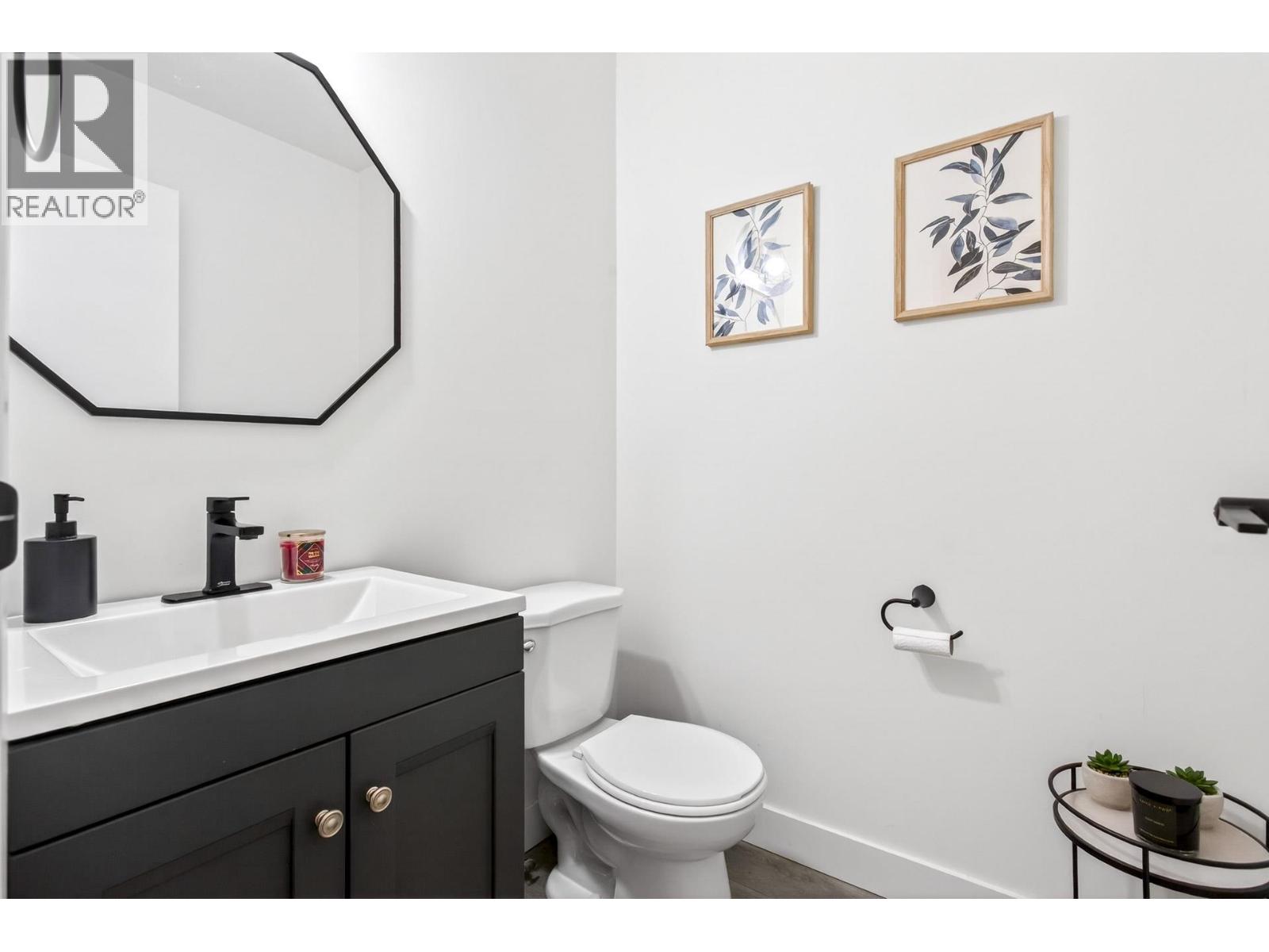 17 2590 Austin Avenue, Coquitlam, British Columbia V3K 5X4 - Photo 12 - R3107608