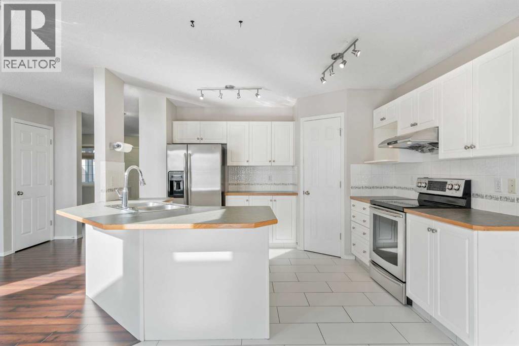 10 Arbour Stone Rise NW, Calgary, Alberta  T3G 4N2 - Photo 16 - A2299216