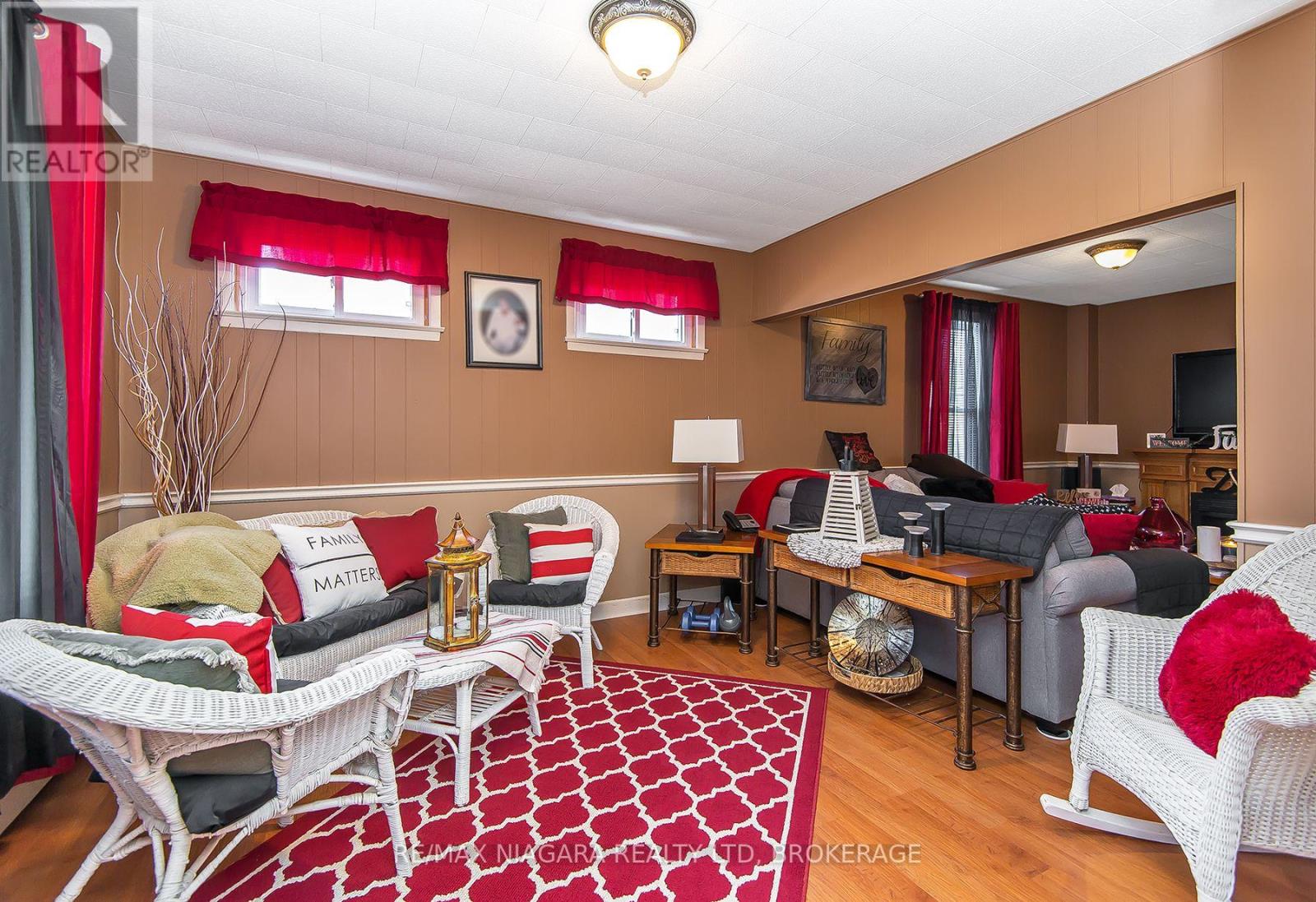 9 Beech Street, Port Colborne, Ontario  L3K 3N7 - Photo 13 - X12870192