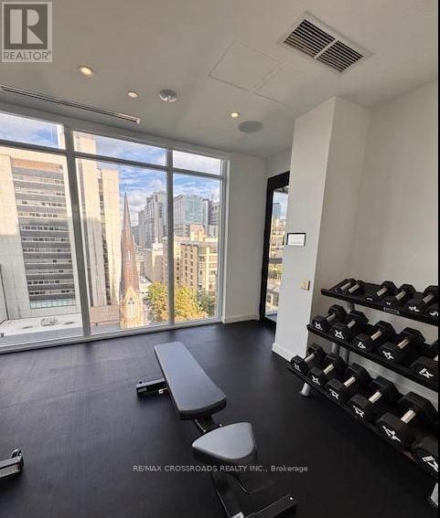 808 - 280 Dundas Street, Toronto, Ontario  M5T 0E3 - Photo 16 - C12967444