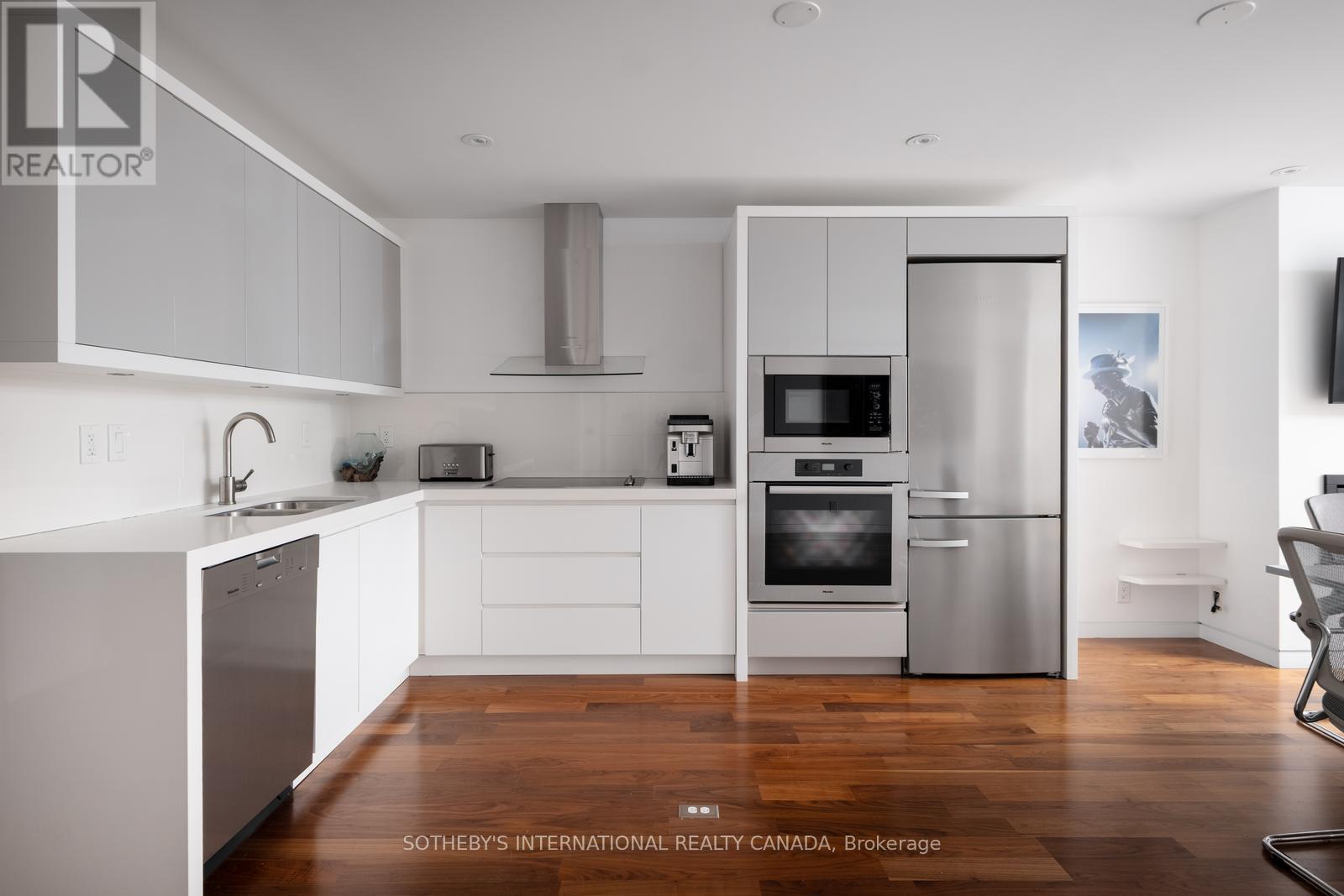 Second Floor - 101 Scollard Street, Toronto, Ontario  M5R 1G4 - Photo 7 - C12967472