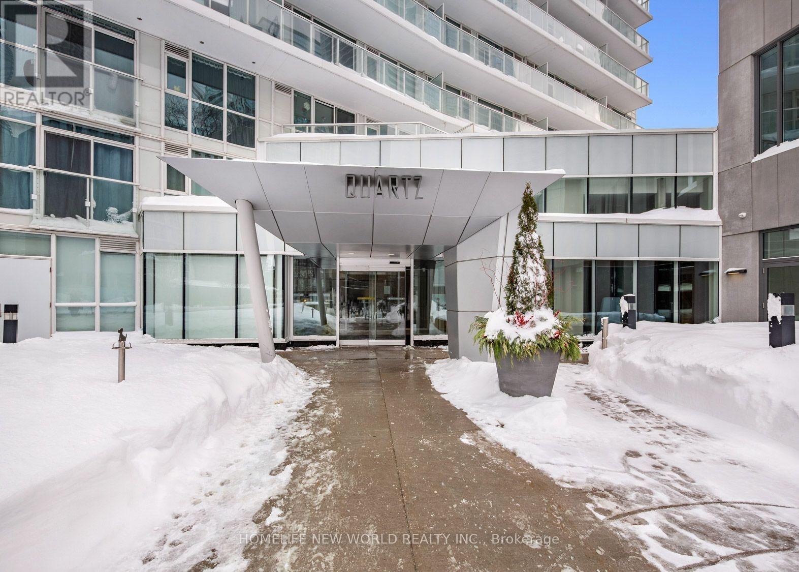 3611 - 75 Queens Wharf Road, Toronto, Ontario  M5V 0J8 - Photo 2 - C12967474