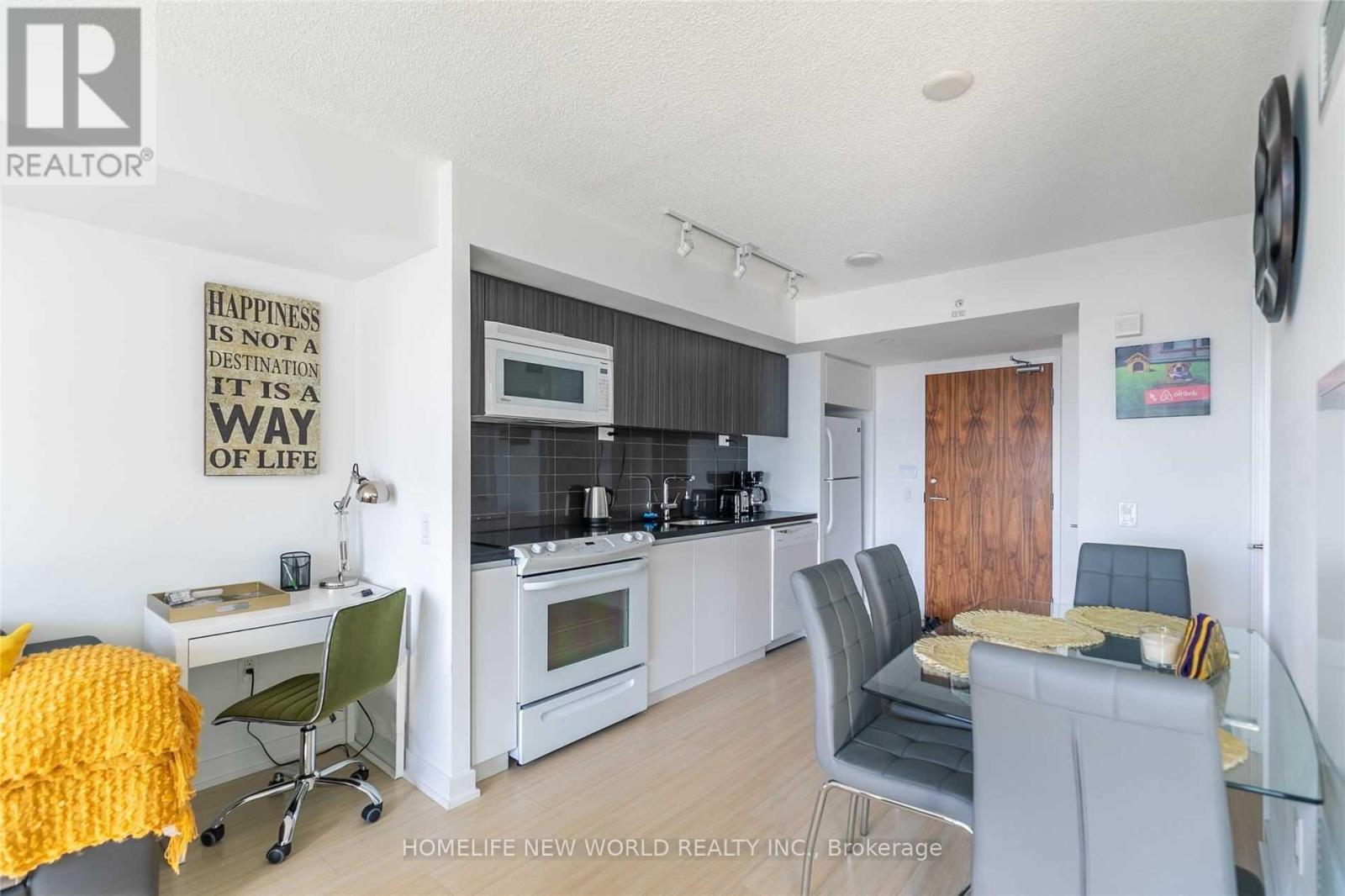 3611 - 75 Queens Wharf Road, Toronto, Ontario  M5V 0J8 - Photo 21 - C12967474