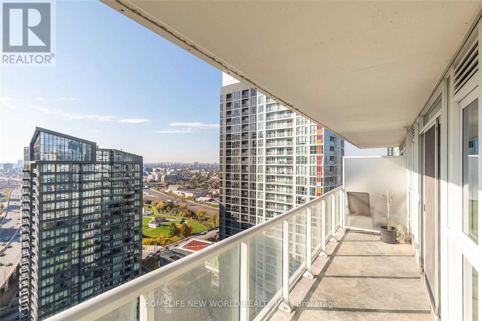 3611 - 75 Queens Wharf Road, Toronto, Ontario  M5V 0J8 - Photo 34 - C12967474