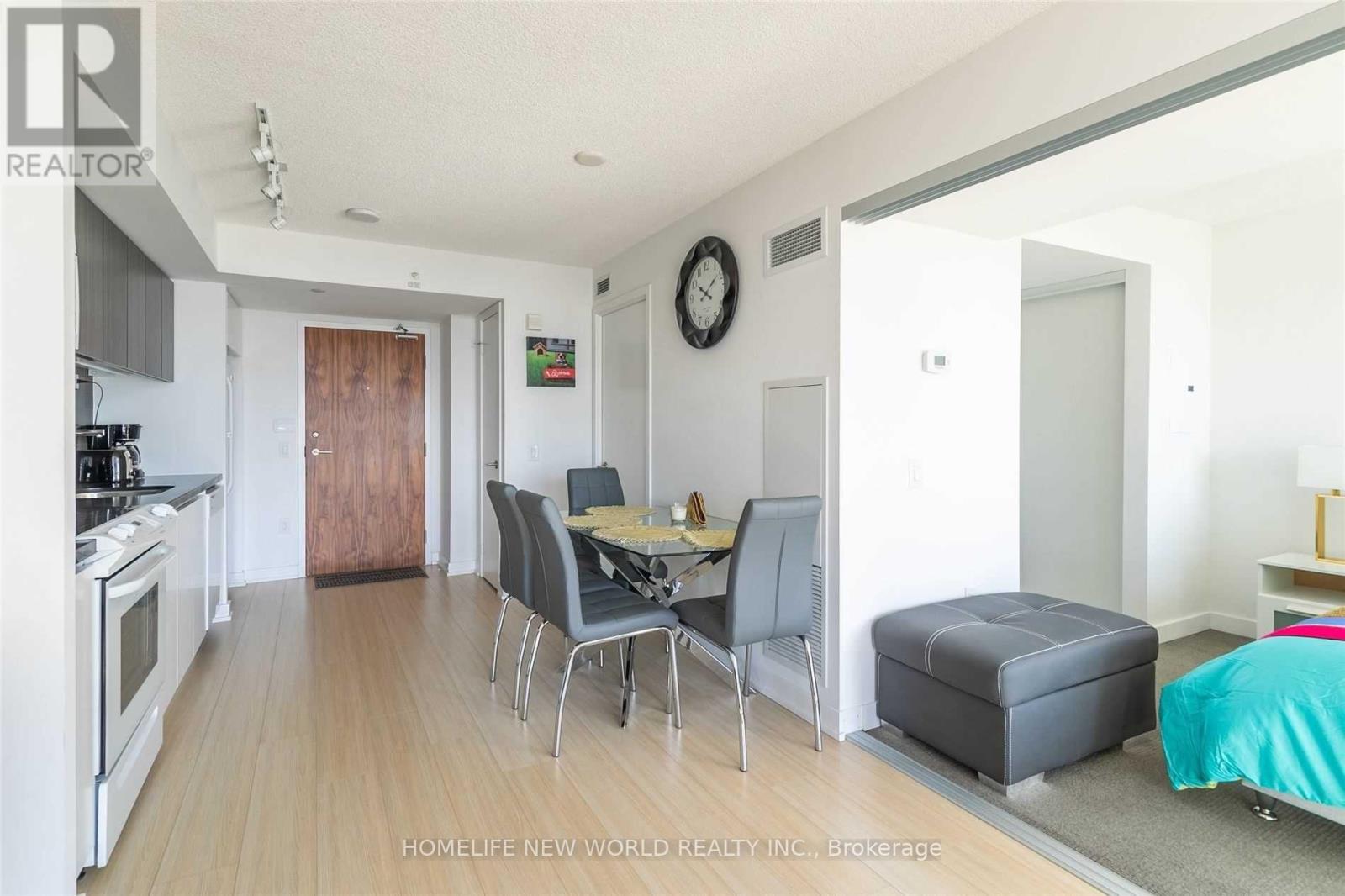 3611 - 75 Queens Wharf Road, Toronto, Ontario  M5V 0J8 - Photo 9 - C12967474