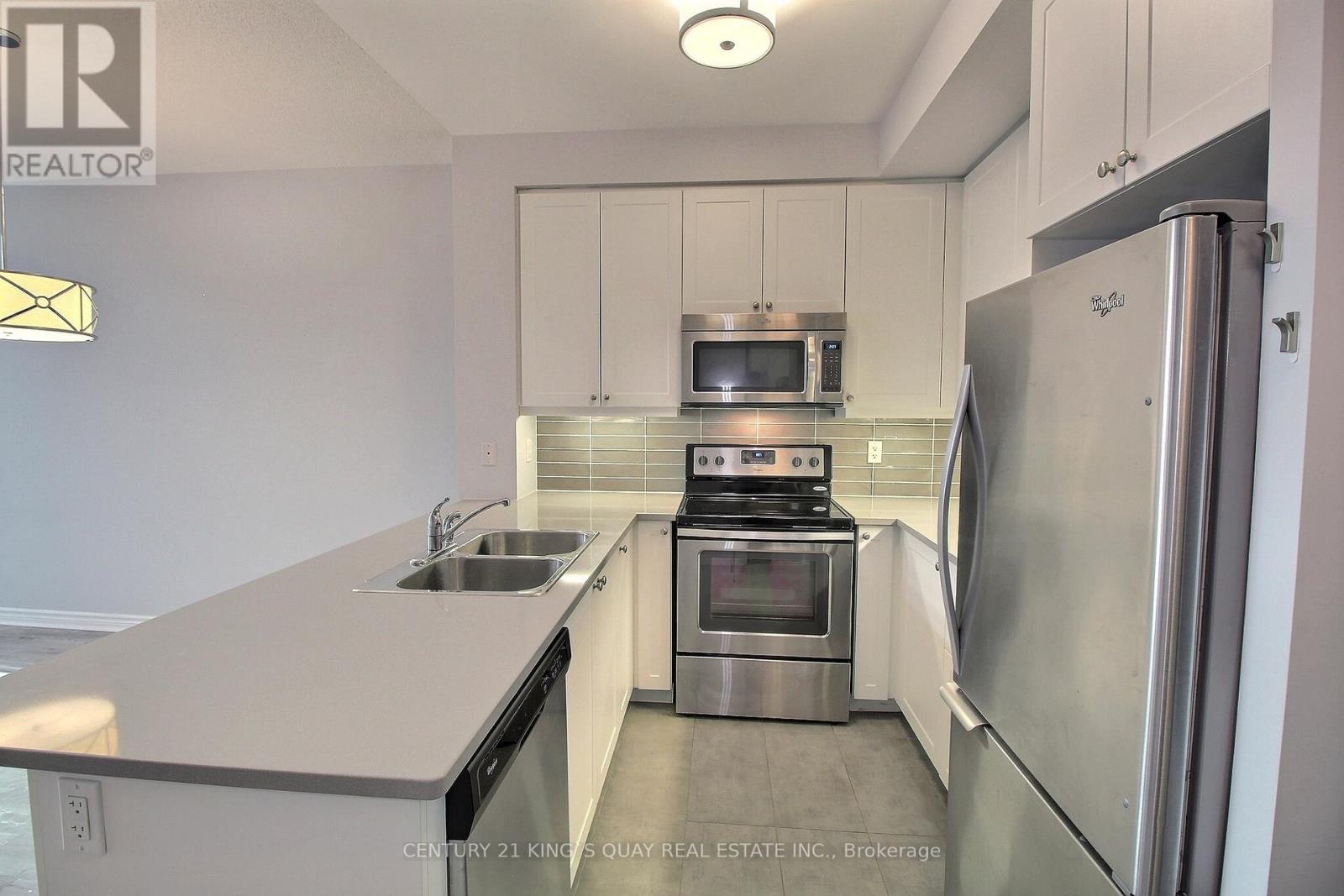202 - 25 Lower Simcoe Street, Toronto, Ontario  M5J 3A1 - Photo 4 - C12967514