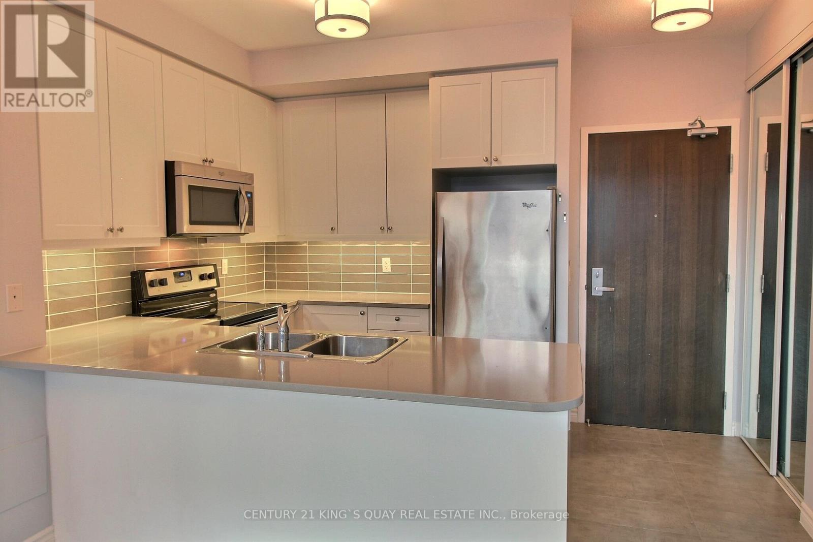 202 - 25 Lower Simcoe Street, Toronto, Ontario  M5J 3A1 - Photo 6 - C12967514