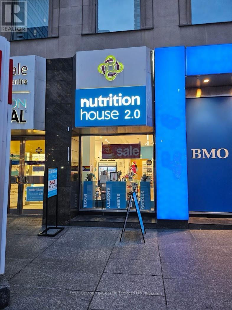 120 BLOOR STREET E, Toronto, Ontario