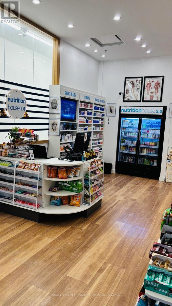 120 Bloor Street E, Toronto, Ontario  N4W 1B7 - Photo 5 - C12967548