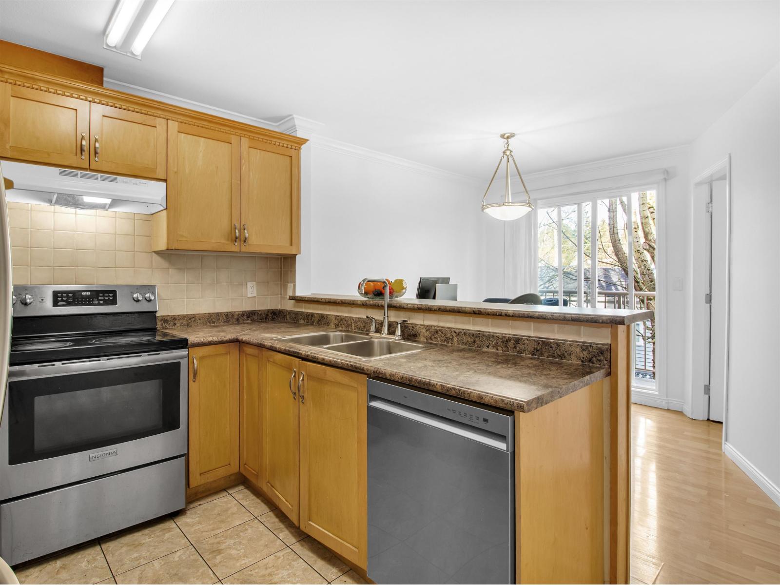 2 13909 102 Avenue, Surrey, British Columbia  V3T 5X8 - Photo 11 - R3107819