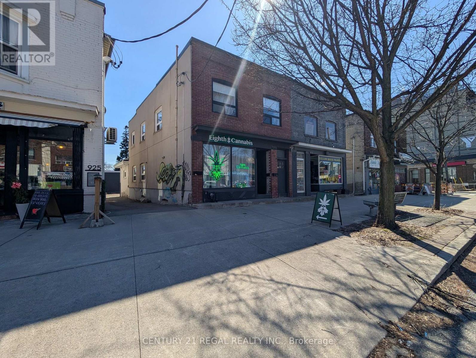 MAIN - 923 KINGSTON ROAD, Toronto, Ontario