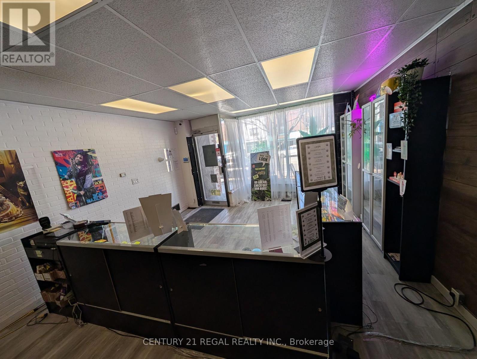 Main - 923 Kingston Road, Toronto, Ontario  M4E 1S6 - Photo 6 - E12967452