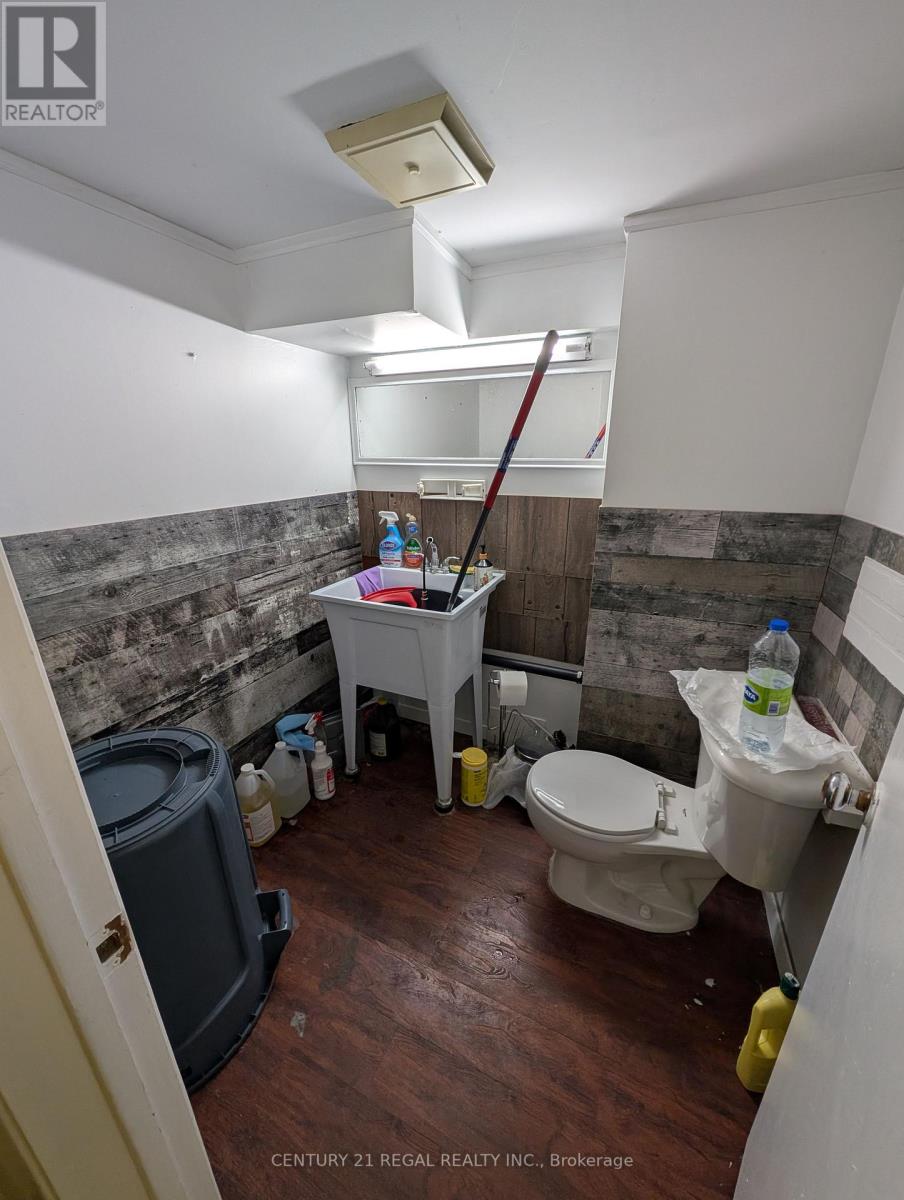 Main - 923 Kingston Road, Toronto, Ontario  M4E 1S6 - Photo 9 - E12967452