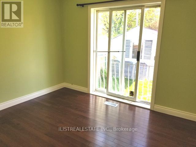 26 Arbutus Crescent, Toronto, Ontario  M1P 1W9 - Photo 13 - E12967478