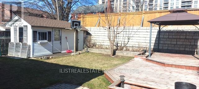 26 Arbutus Crescent, Toronto, Ontario  M1P 1W9 - Photo 3 - E12967478
