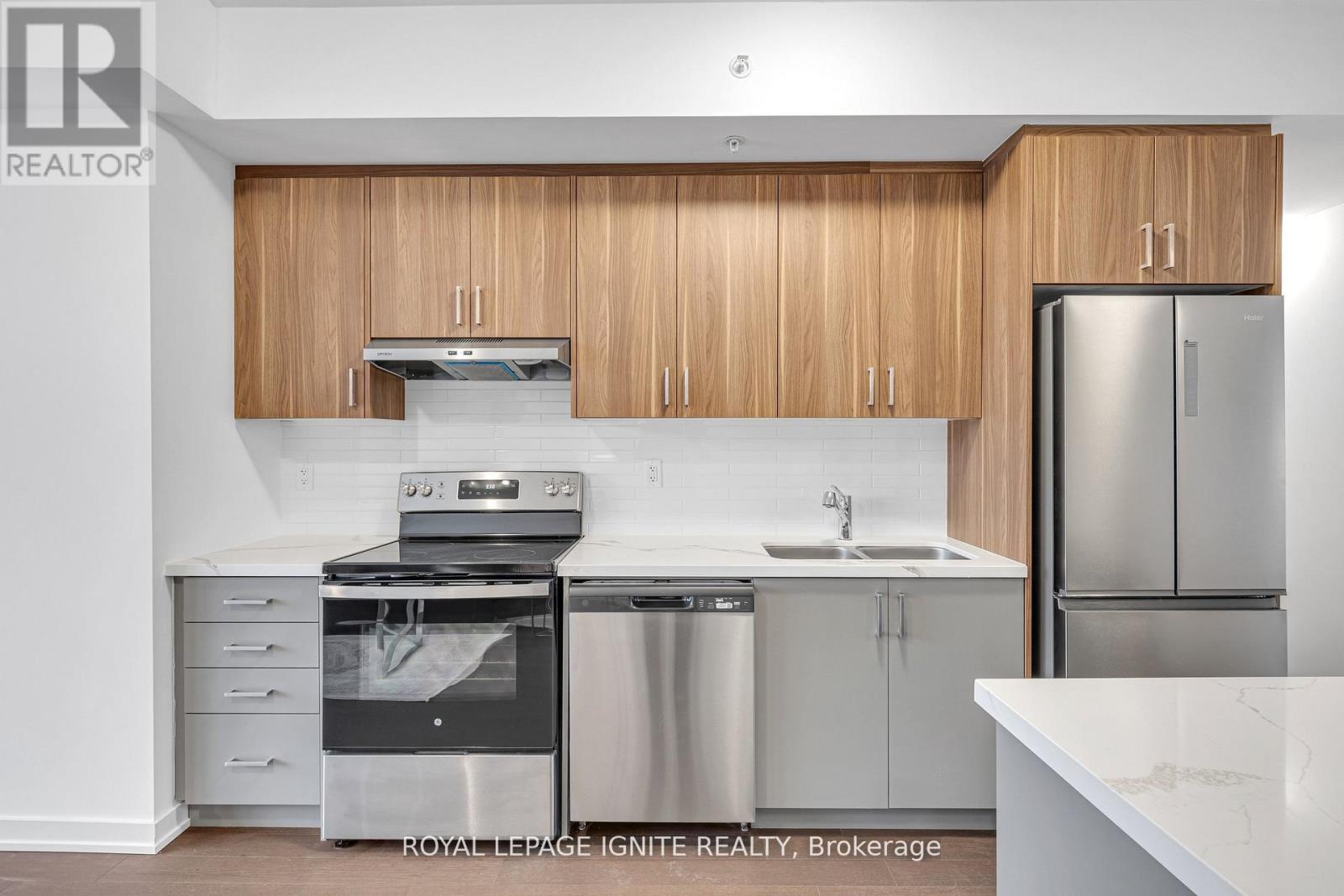 25 - 188 Angus Drive, Ajax, Ontario  L1S 0G5 - Photo 7 - E12967554