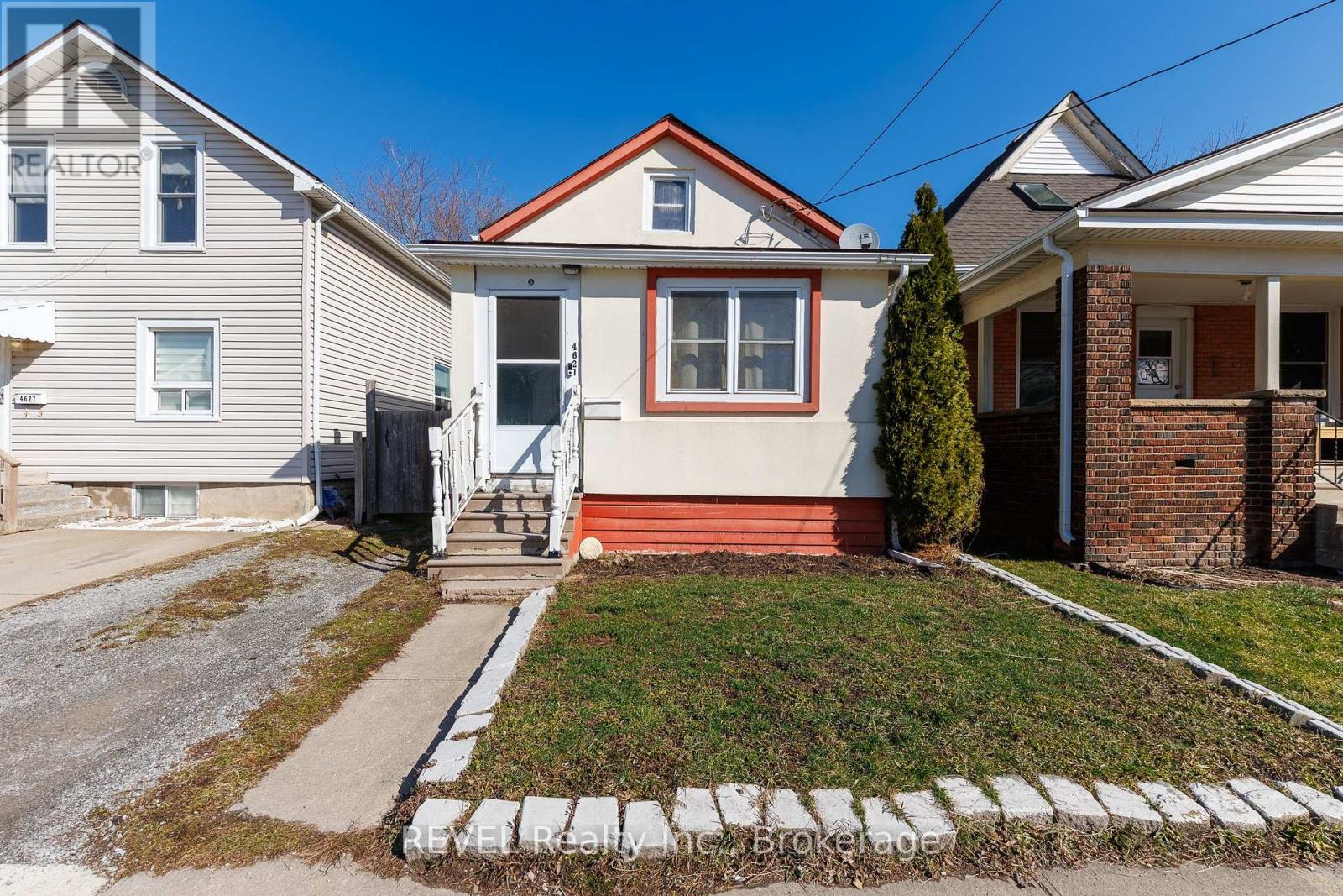 4621 Jepson Street, Niagara Falls, Ontario  L2E 1J5 - Photo 3 - X12967450
