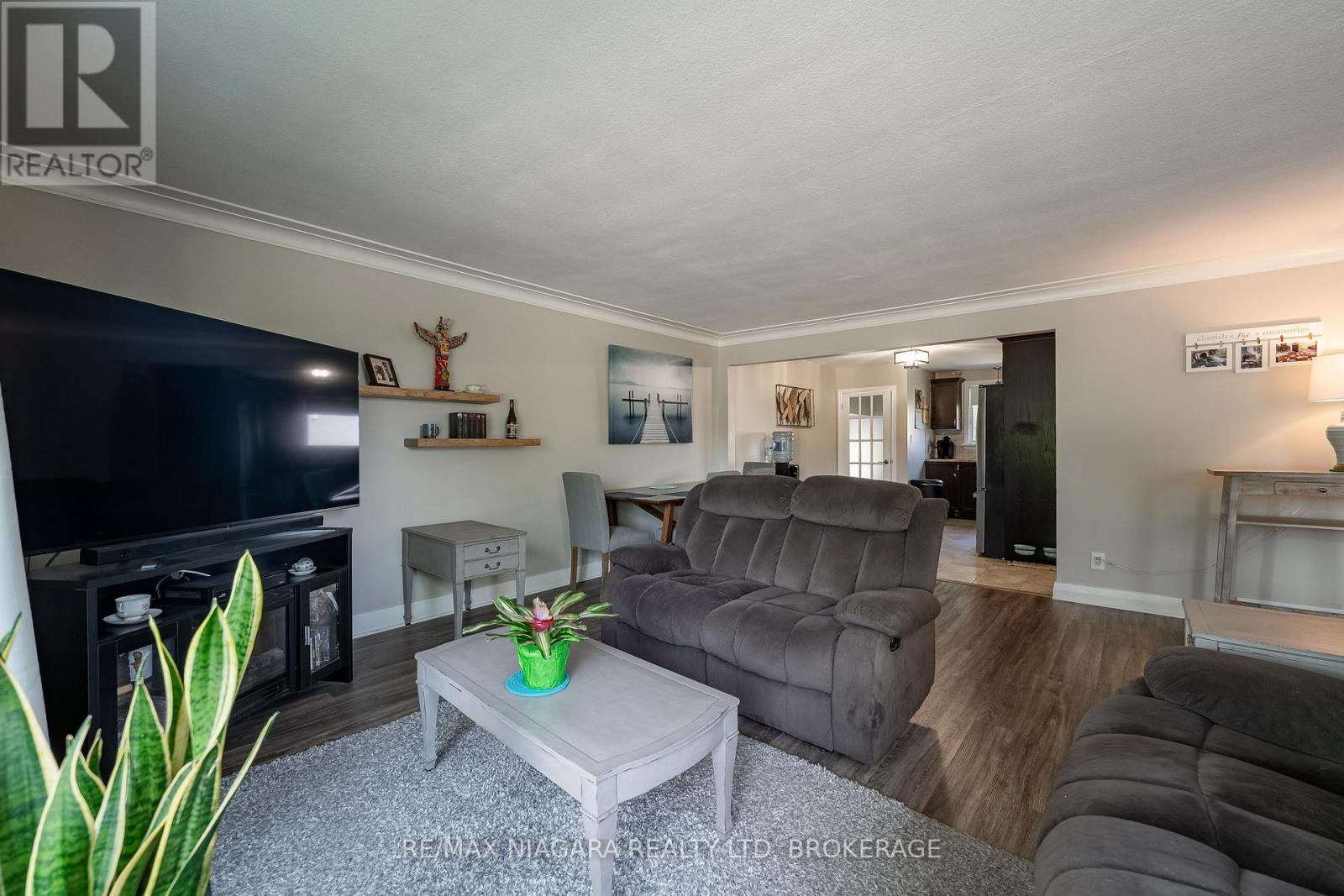 63 Moffatt Street, St. Catharines, Ontario  L2P 2L5 - Photo 6 - X12967596