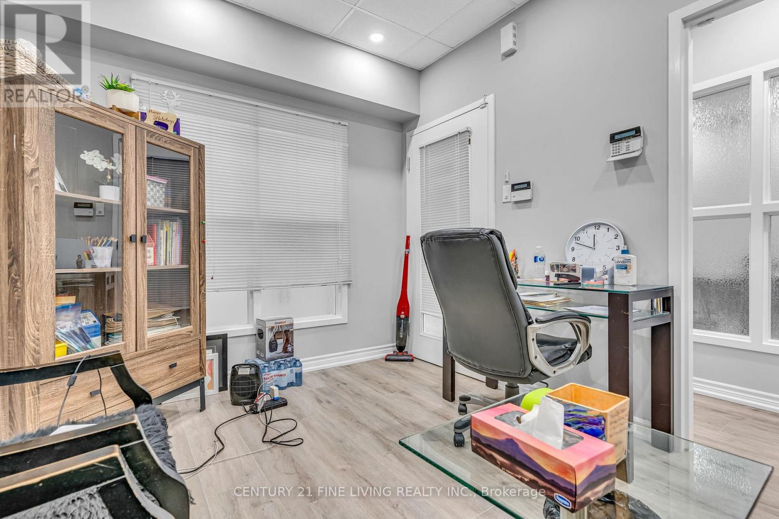 4-205 - 115 Woodstream Boulevard, Vaughan, Ontario  L4L 8K5 - Photo 13 - N12967512