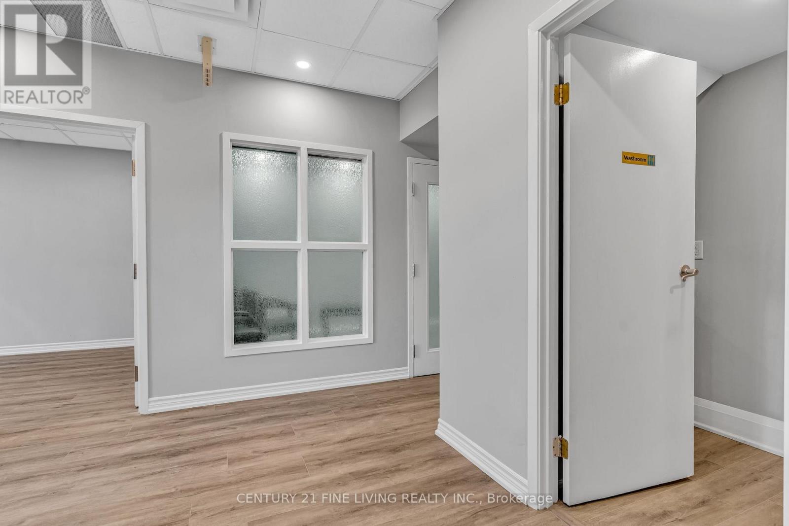 4-205 - 115 Woodstream Boulevard, Vaughan, Ontario  L4L 8K5 - Photo 7 - N12967512