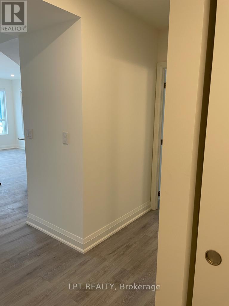 218 - 58 Lakeside Terr, Barrie, Ontario  L4M 0L5 - Photo 5 - S12967520