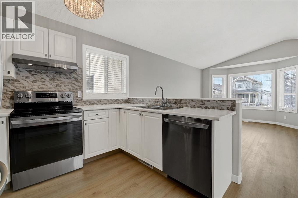 6222 90a Street, Grande Prairie, Alberta  T8W 2M3 - Photo 4 - A2296049