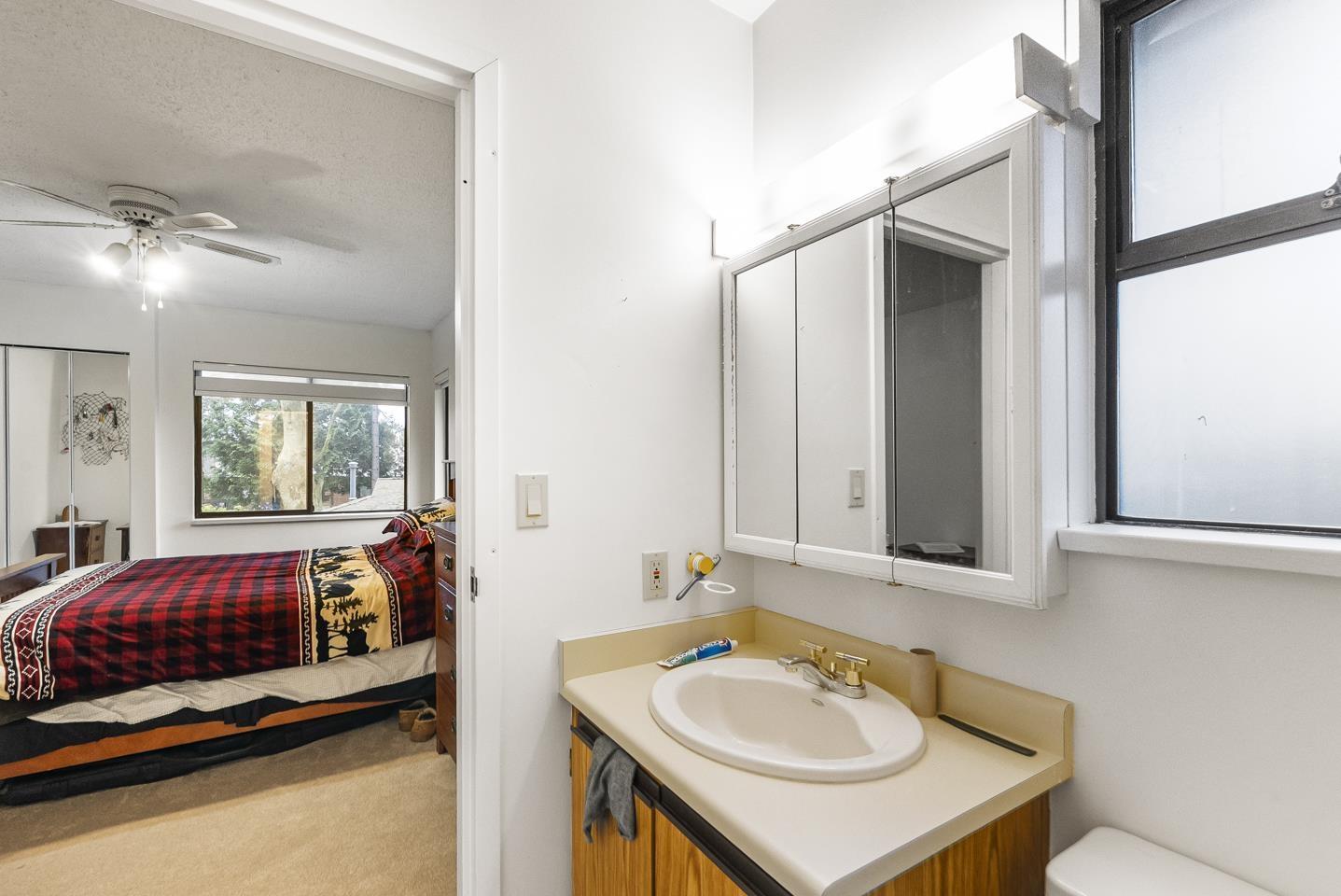 2207 10620 150 Street, Surrey, British Columbia  V3R 7K3 - Photo 17 - R3107603