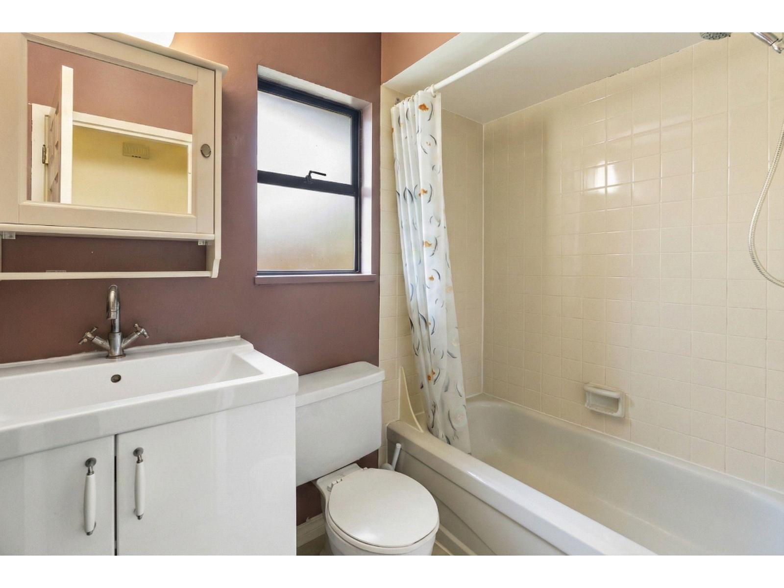 2207 10620 150 Street, Surrey, British Columbia  V3R 7K3 - Photo 11 - R3107603